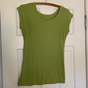 Green cap sleeve tee